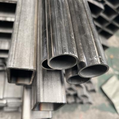 Chine Tuyaux laminés à chaud ASTM A312 SUS304L Tuyaux soudés en acier inoxydable à vendre