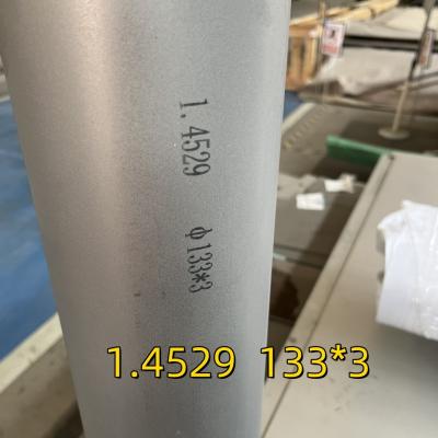 Cina Incoloy 926 tubo saldato in lega 114*3*6000mm UNS N08926 1.4529 tubo saldato in vendita