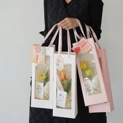 China New Arrivals Mother's Day Fresh Flower Handbag Eco-friendly Flower Wrapping Bag Style Soft Gift Holders Florist Tools for sale