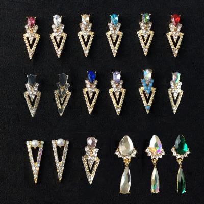 China 3d Nail Art DIY Decoration 7mmx17mm Triangle Nail Art Rhinestone Charms Nails Decal Polish Gel Alloy Charms 3D Triangle Nail Crystal Charm for sale