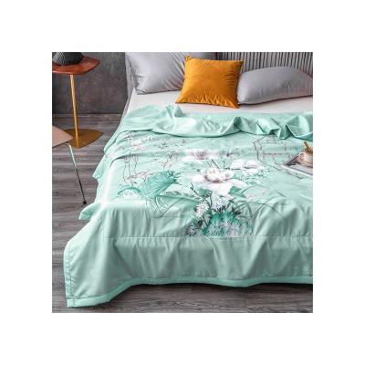 China Anti Dust Mite 2021 New Hotel Bedding 100% Summer Air Conditioning Natural Latex Comforter for sale