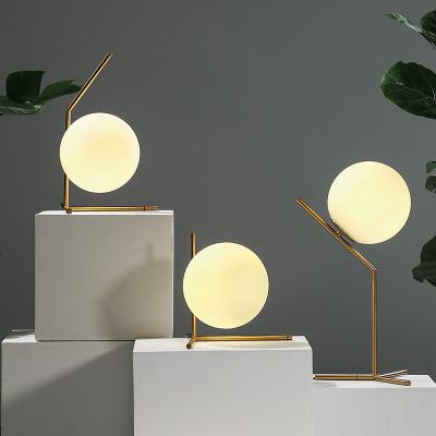 China Contemporary Modern Nordic Gold Table Light Living Room Decor Glass Ball Desk Lamp Bedside LED Indoor Led Table Lamp for sale