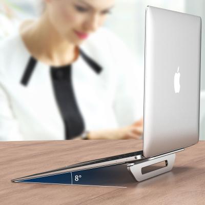 China Simple Design Adjustable Stand Mini Desktop Notebook Holder Aluminum Vertical Laptop Stand Silicone for sale