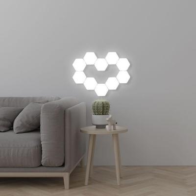 China Modern Chargeable RGB Honeycomb DIY Touch Led Night Light Quantum Light Hexagon Modular Touch Screen Wall Lights for sale