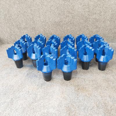 China Smooth Steel Drag Bits With Carbide PDC Cutter for sale