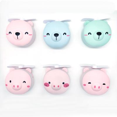 China 2021 Cute Bear Mini Fan Hotel USB LED Light Pig USB Desk Stand Fan Rechargeable Rabbit Handheld Rechargeable Cooling Fan 2021 With LED LIGHT for sale