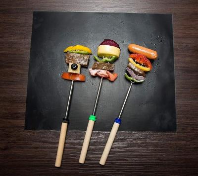 China Easily Cleaned PTFE Coated Fiberglass Cloth Non Stick BBQ Grill Mat for sale