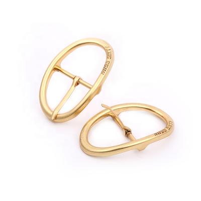 China Zinc Alloy Brass Metal Casual Elliptical Tri Color Belt Buckles Pin Buckle for sale