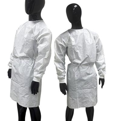 China 2021 Disposable Non Woven White Standard Protection Aami Level 2 Gown For Adult for sale