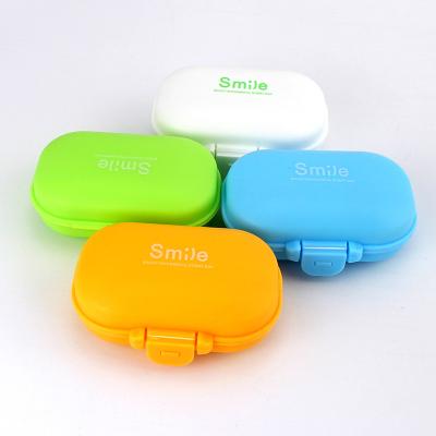 China New 4 Recyclable Toy Medicine Jewelry Storage Box PP Plastic Packaging Oval Small Smile Medicine Box Recyclable Manufacturer Sales for sale