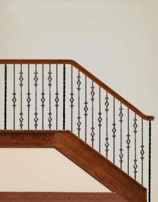 China Exciting wrought iron iron balusters with wooden railings and hardwood for sale