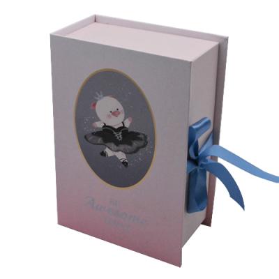 China Recycled Materials OEM Luxury Rigid Kraft Paperboard Wedding Dress Package Magnetic Gift Box With Ribbon for sale