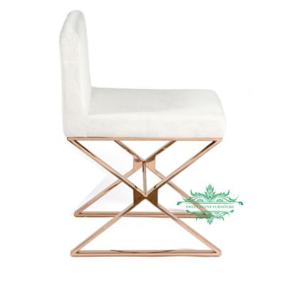 China Modern Stylish Z Shape Modern Leg Mounted Gold Dining Chairs for sale