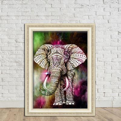 China Animal Animal Elephant Walking On Forest For Diamond Painting for sale