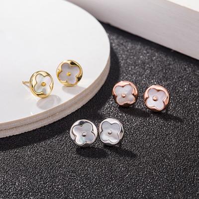 China Wholesale 925 Sterling Silver Shell Clover Earrings Trendy Women's Charm CLASSIC Fashion Factory DIY Jewelry for sale