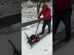 Hand Push Snow Shovel, Spiral Hand Walking Snow Cleaner