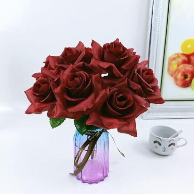 China Minimalist Artificial Rose Flower Bouquet Autumn Landscape For Wedding for sale