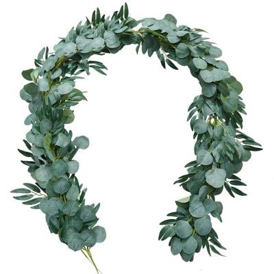 China Decorative Hanging Artificial Eucalyptus Garland Vine Garden Office Wedding Decor with Willow Leaves for Fence Party Wedding Garden Decoration for sale