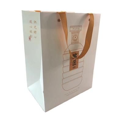 China Recyclable Shopping Paper Bag With Custom Logo And Super High Quality for sale