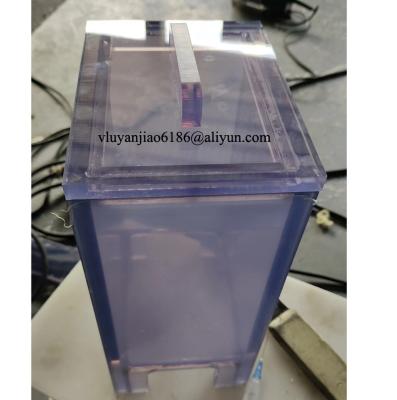 China 100 mm X 140 mm X 195 mm Tanques de PVC transparentes pequeños con tapa para laboratorio en venta