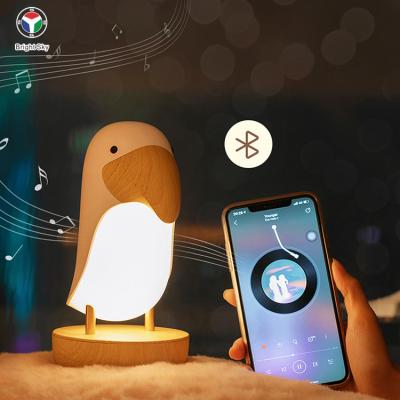 China New LED Toucan Lamp Night Light Beautiful Modern Portable Wireless Decorative Bluetooth Speaker Sound Light for sale