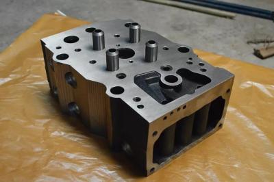 China Cummins Engine K19 K38 Cylinder Head 3811985 3811981 3646324 3640321 3081070 3072438 for sale