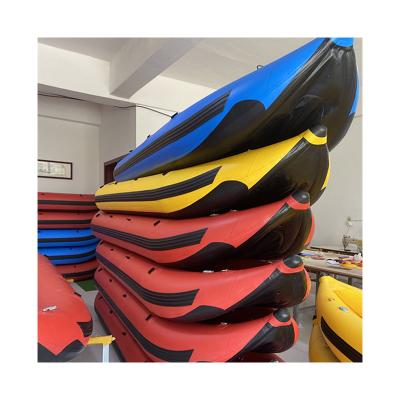 China 0.9mm thick pvc factory outlet inflatable kayak and foldable wear resistant R-usable for sale