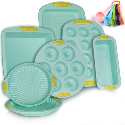 China 7Pcs Sustainable Food Grade Silicone Non-Stick Molds Set With Yellow Handle Grip for sale