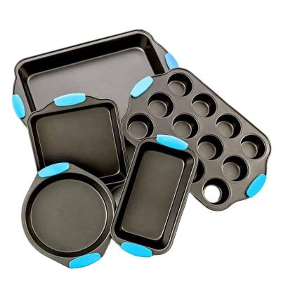 China 5 Pieces Carbon Steel Disposable Cake Roll Mold Silicone Handle Non-Stick Bakeware Set for sale