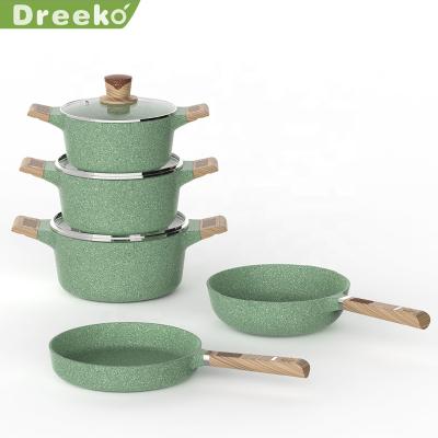 China Durable Soft Touch Non-Stick Handle Cookware Cast Aluminum Die Effect Wooden Die Effect Color Customizable for sale