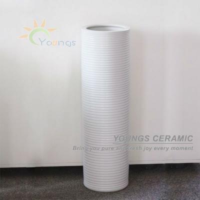 China Modern white color hand painted porcelain floor vases for retail and wholesale for sale