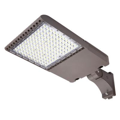 China ROAD USA Inventory Shoe Box Light DLC Free Shipping Led Pole Mount Area Outdoor Street Light With Photocell for sale