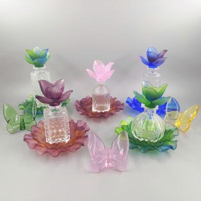 China Arabic Style Middle East Decorations European Style Crystal Cheap Crystal Perfume Bottle Handmade With Crystal Flower And Base for sale