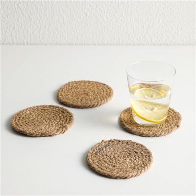 China Viable Table Mat Wicker Woven Mats Kitchen Utensils Coaster 6Pack Rattan Round Coffee Stand Tablemat Set Baby Place Mat Hyacinth for sale