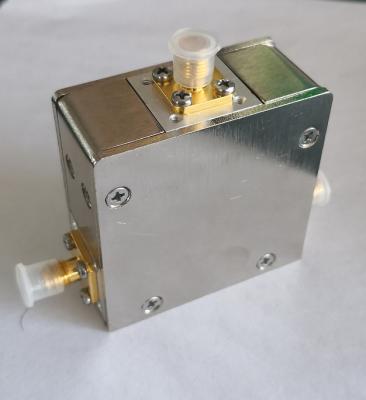 China Isolator with 20 dB isolation in 0.69GHz to 1 GHz, 100 Watts and SMA Female Sma for sale