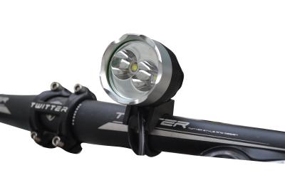 China 2400 LM IP65 Waterproof High Power LED Bike Light 3 - 10 Hours Working Time for sale