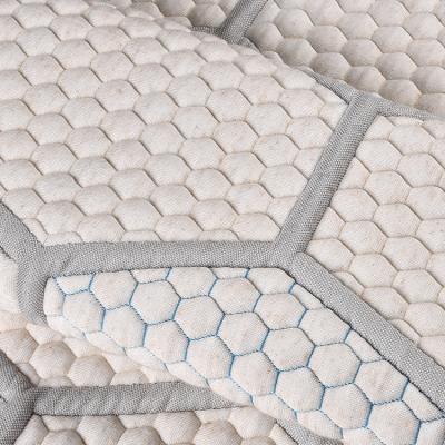 China Sustainable Mattress Yarn Dyed Polyester Knitted Jacquard Fabric Quilted Mattress Fabric for sale