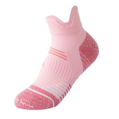 China Cotton Fashion Ladies Non-slip Professional Running socks tube compression jump rope running socks thin style sports socks for sale