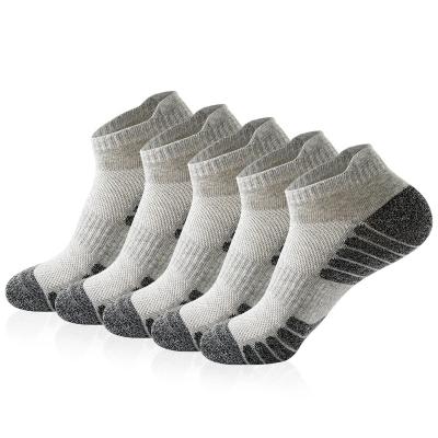 China Athletic Sporty Running Socks Low Cut Sports Ankle Socks Breathable Custom Socks For Men for sale