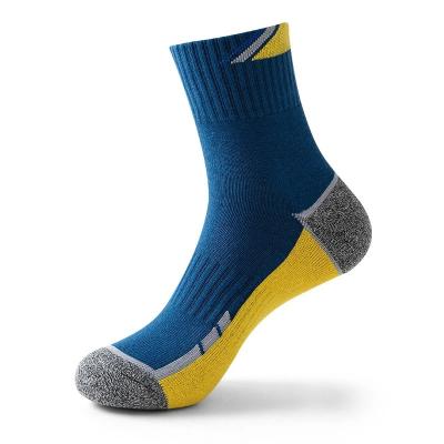 China Factory Breathable Custom Cotton Socks Professional Mens Sports Running Basketball Socks for sale