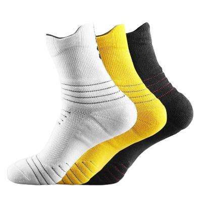 China Wholesale Breathable Unisex Professional Outdoor Sports Socks Basketball Football Soccer Recycling Socks for sale