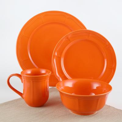 China Sustainable Hot Selling New Bone China Ceramic Dinnerware Set for sale