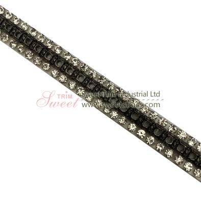 China Fashionable Rhinestone Flatback Crystal Metal Chain Hot Fix Band for sale