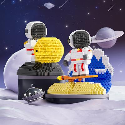 China The Building Toy New Astronaut Micro Particle Building Block The Interstellar Astronaut Creative Assembly Decompression Toy Building Block Set for sale