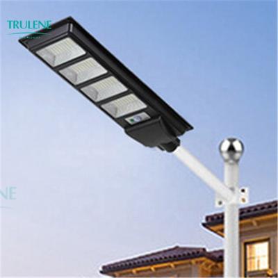 China E14 60w 8m Waterproof Solar LED Street Light Ip66 Outdoor Light Efficiency Solar Led Street Light for sale