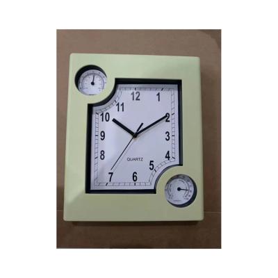 China Antique Style 2022 Modern Designs Adjust Round Living Room Digital With Display Temperature Plastic Smart Quartz LCD Wall Clock for sale