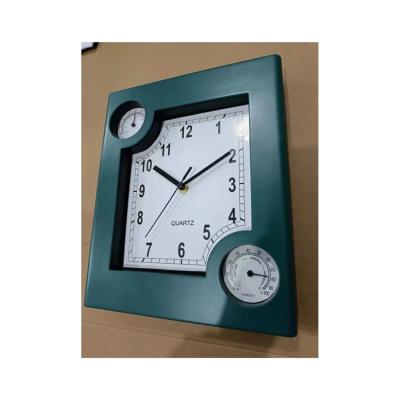 China Custom Hot Selling Antique Style Modern Cheap Black Plastic Wall Clock With Digital Temperature Readout Pendulums For Home Decoration for sale