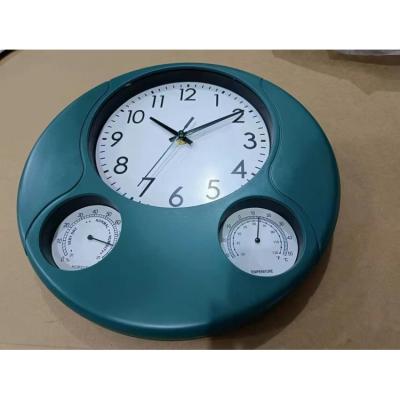 China Factory Sale Quartz Movement Antique Clock Movement Big Plastic Digital Wall Clock With Hygrometer Thermometer Function for sale