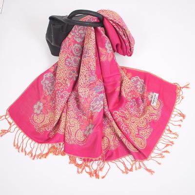 China 2022 Newest Yiwu Style National Popular Women's Tassel Scarf Geometric Printed Double Sided Thickened With Cashew Jacquard Shawls for sale