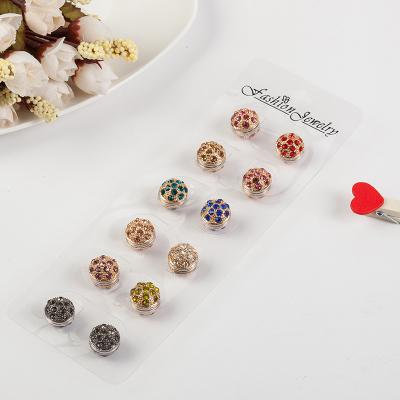 China Fashionable New Muslim Women's Alloy Inlaid Diamond Scarf Button Headdress Button Brooch Magnetic Wholesale Accessories for sale